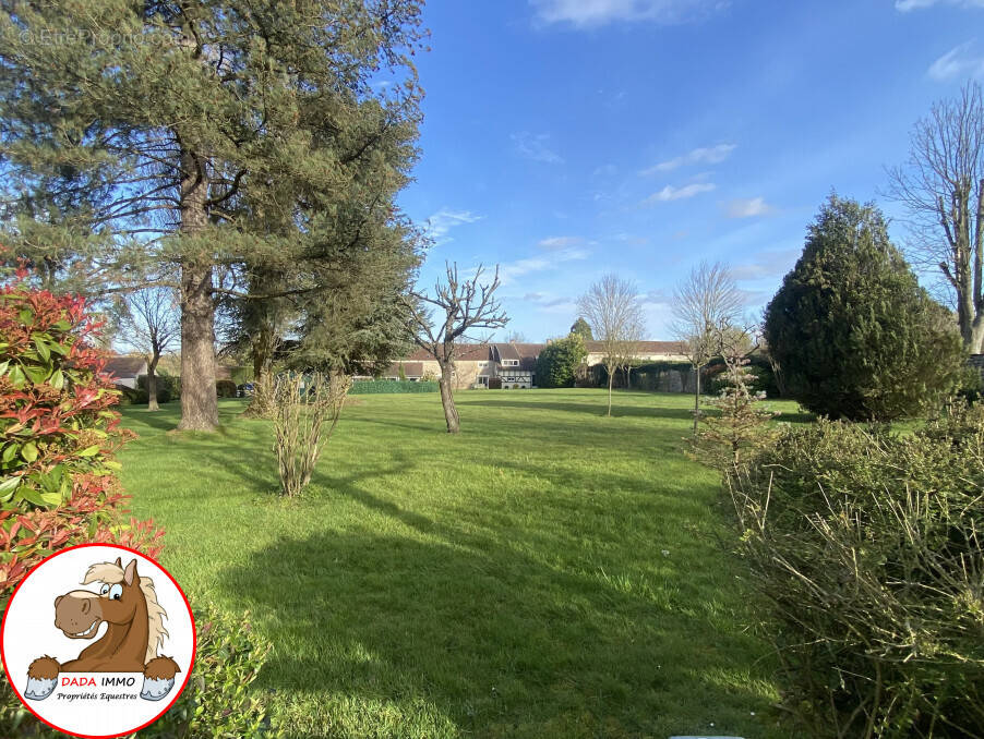 Maison à COULOMMIERS