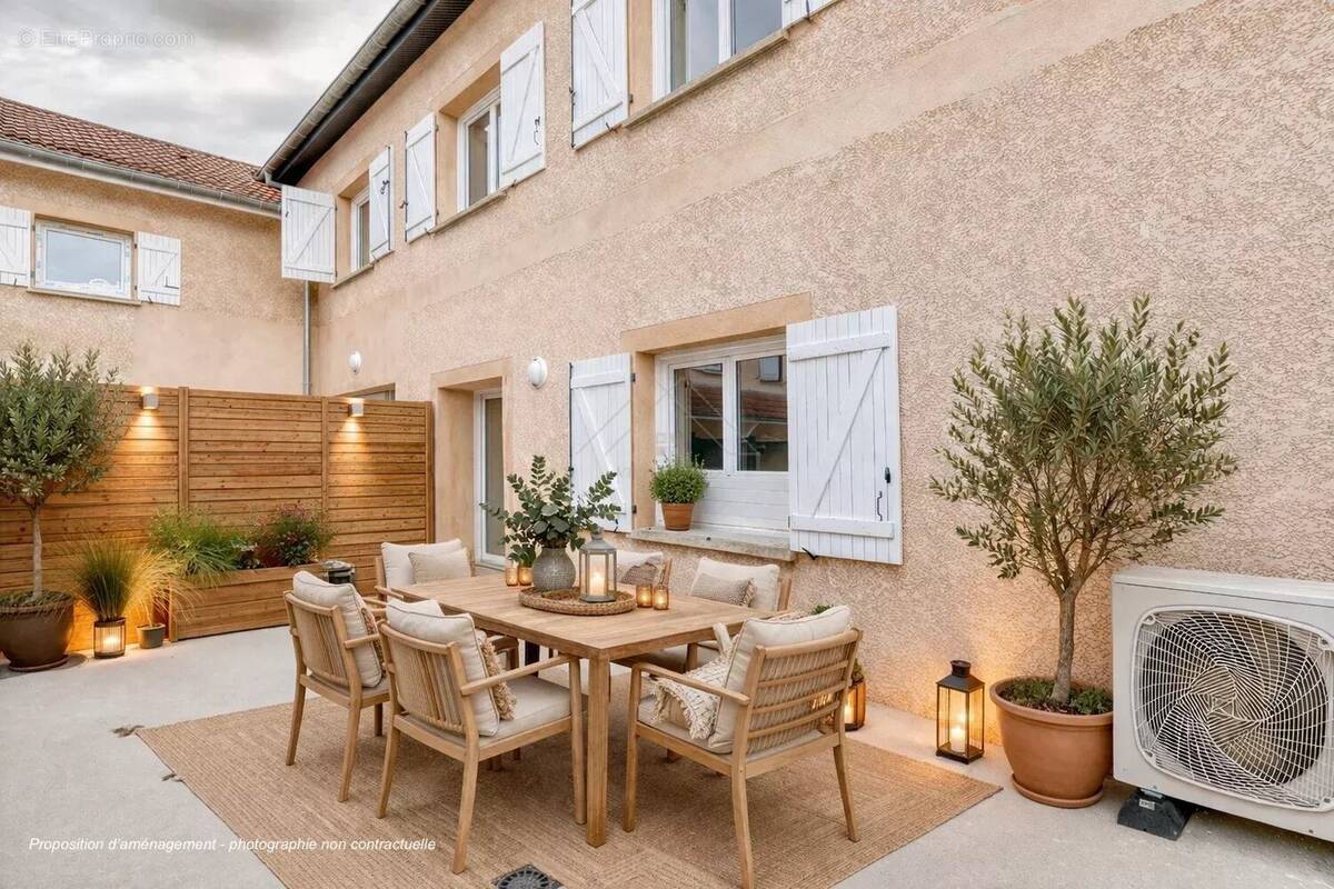 Appartement à TREPT