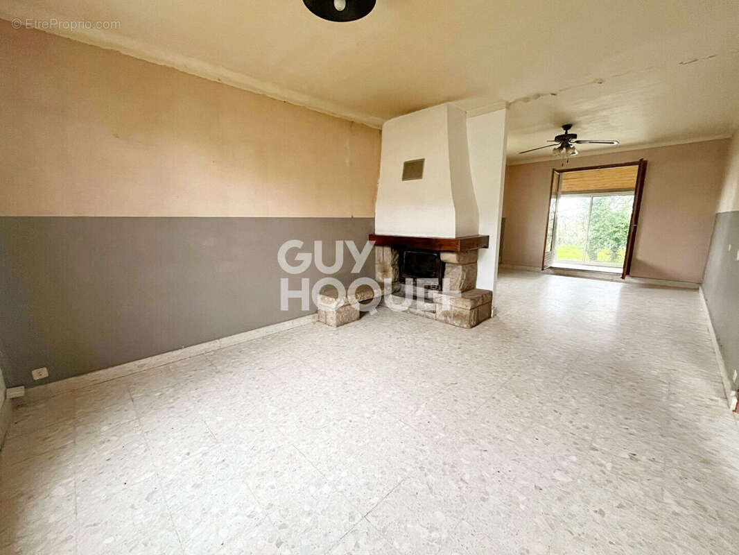 Maison à SAINT-JOUAN-DE-L&#039;ISLE