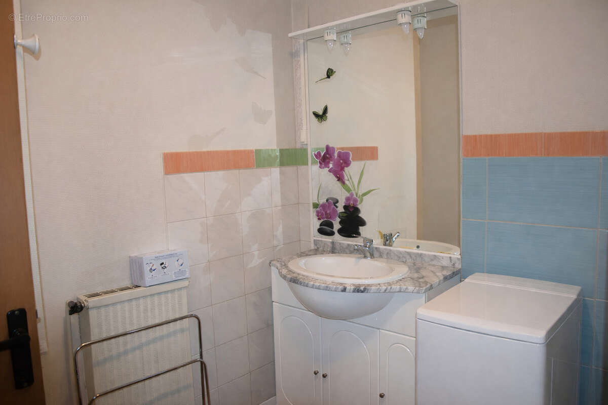 Appartement à CHALETTE-SUR-LOING