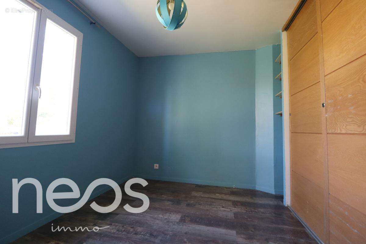 Maison 110 m² à Grignols  - photo 15