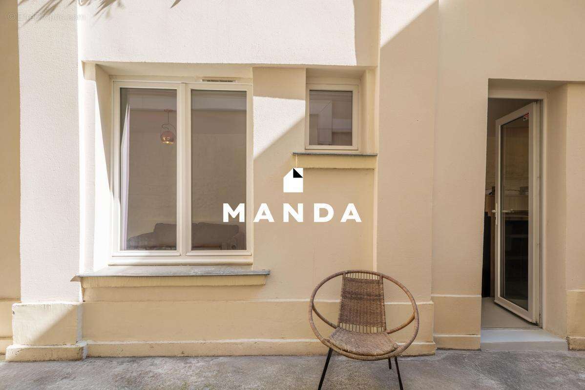 Appartement à PARIS-18E