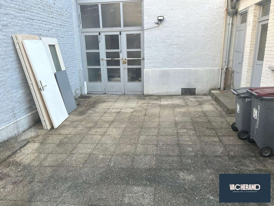 Commerce 213 m² à Lille  - photo 6