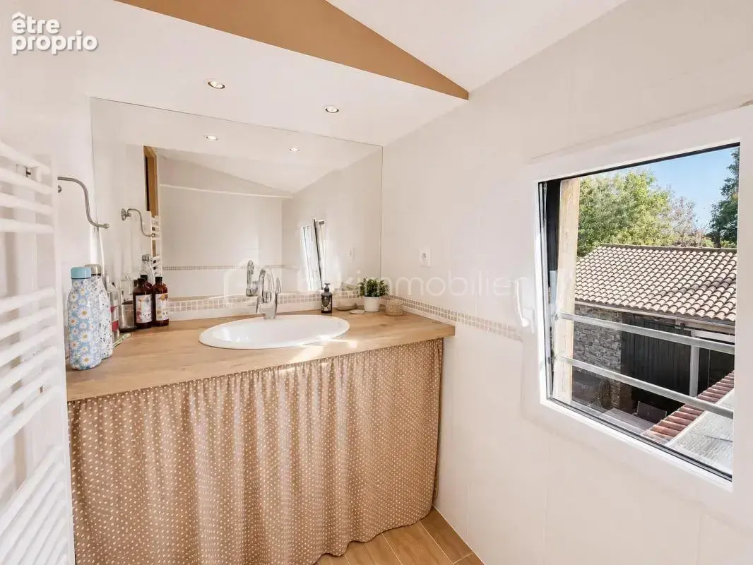 Maison familiale de caractère avec 6 chambres et piscine chauffée - photo 8