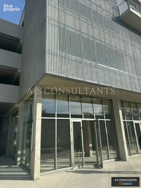 Local commercial/professionnel à vendre - photo 4