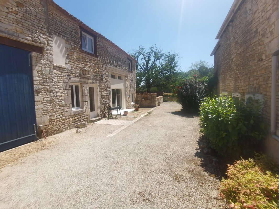 Maison à SAINT-MARY