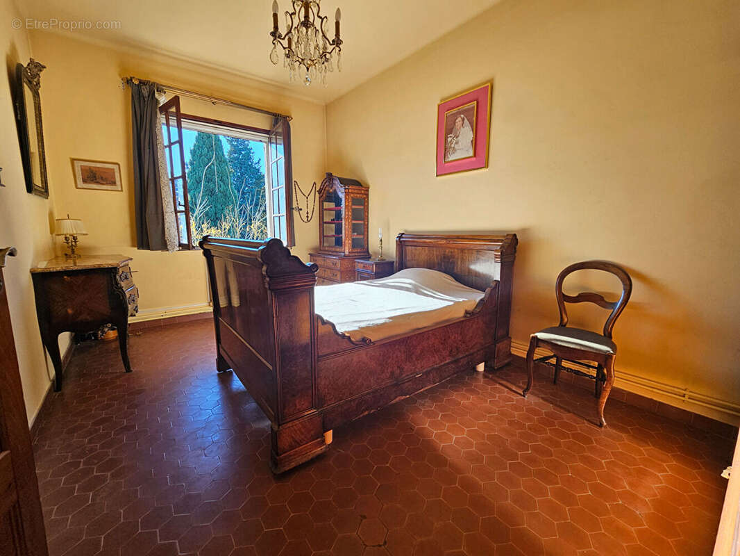 Maison à VILLENEUVE-LES-AVIGNON