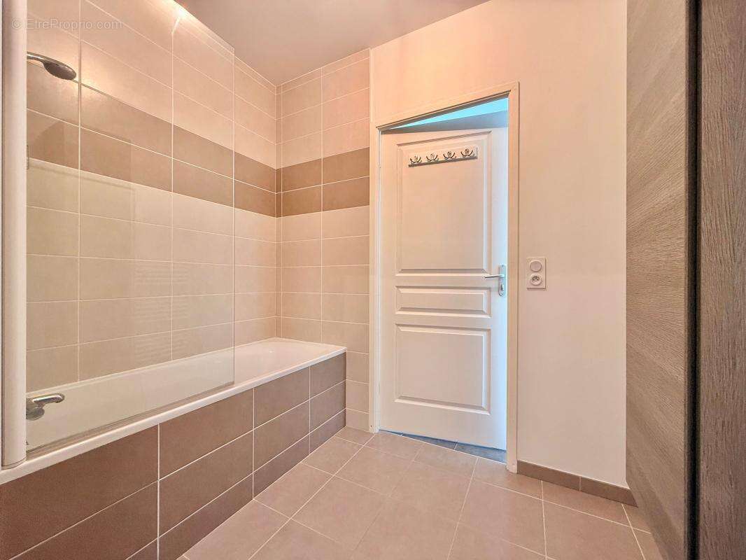 Appartement à PERRIGNY-LES-DIJON