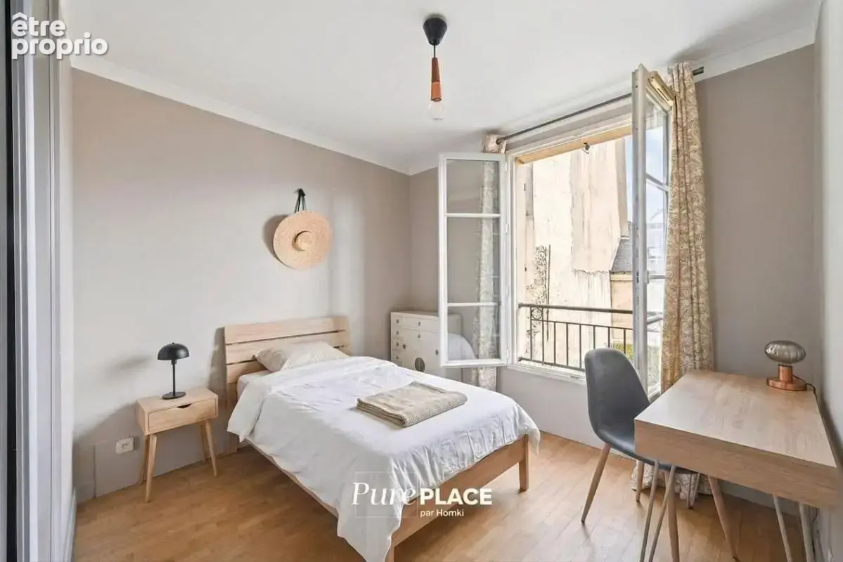 Appartement T4 de 82 m² à Versailles - photo 3