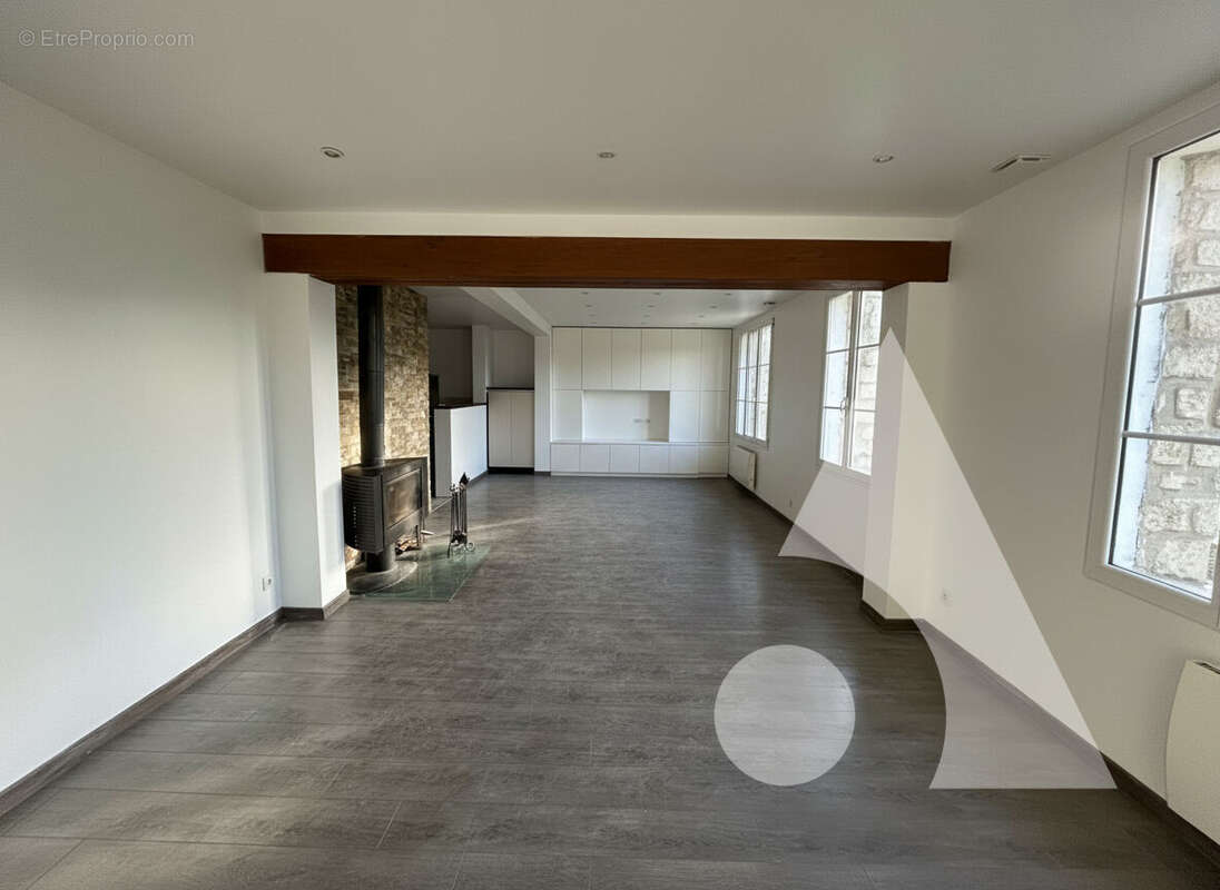 Maison à CREPY-EN-VALOIS