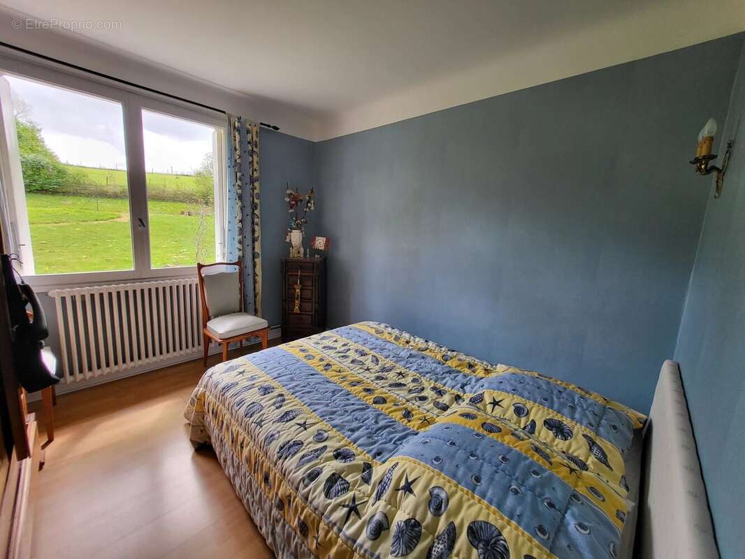 Maison à SAINT-PIERRE-DE-MAILLE