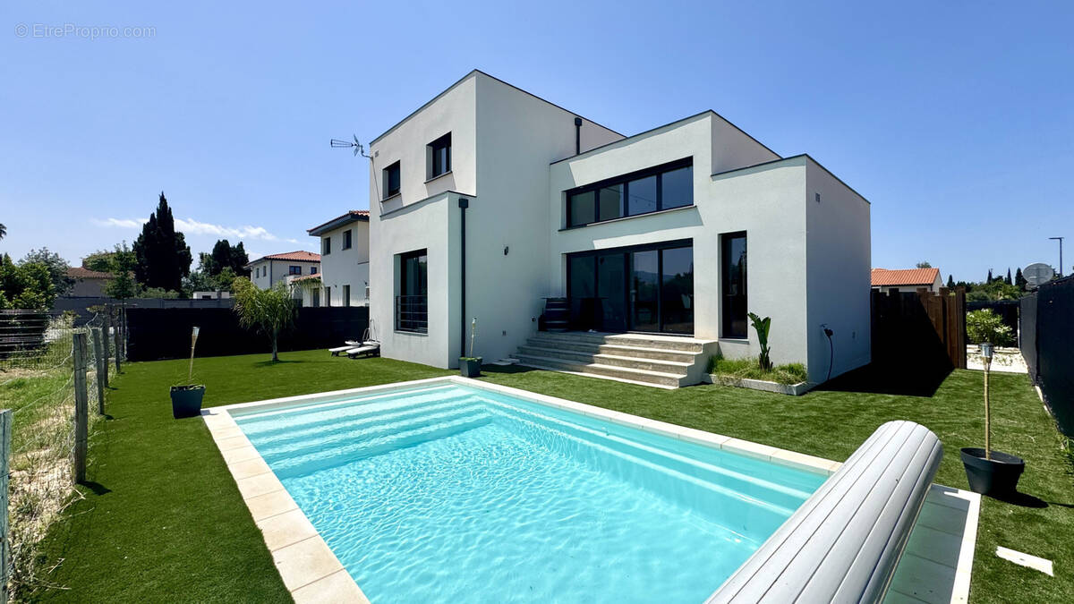 Maison à SAINT-CYPRIEN