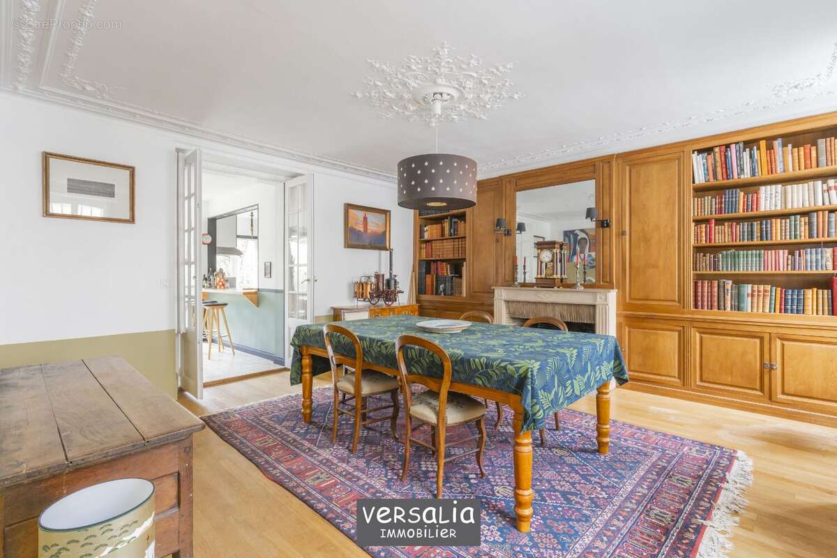 Maison à VERSAILLES