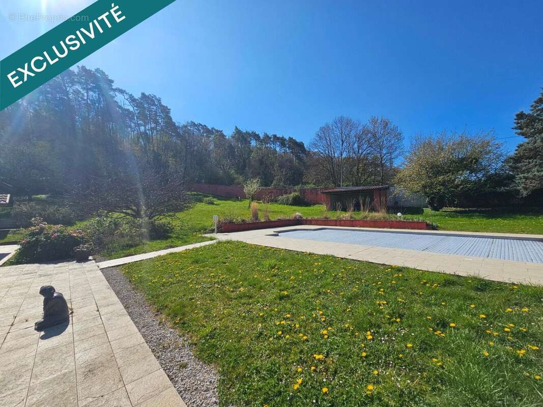 Photo 2 - Maison à MONTFERRAND-LE-CHATEAU