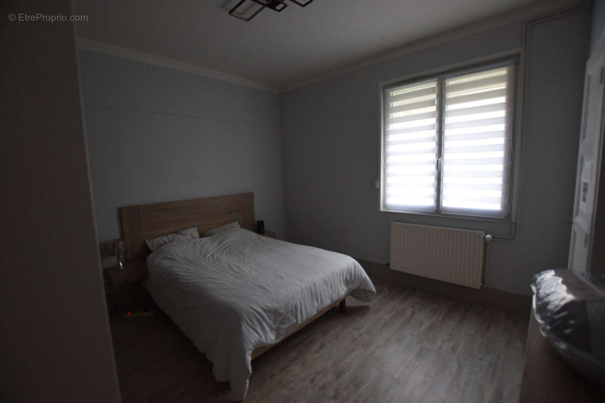 Appartement à GRAND-CHARMONT