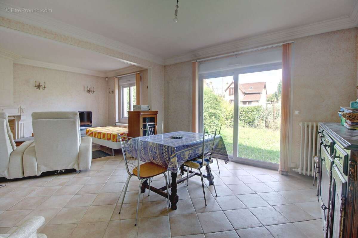 Maison à VERNOUILLET