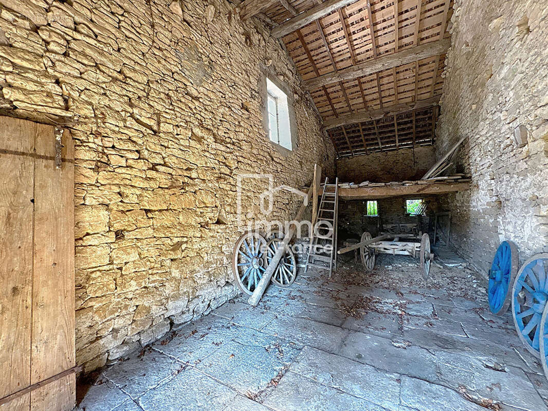 Maison à MONTAGNA-LE-TEMPLIER