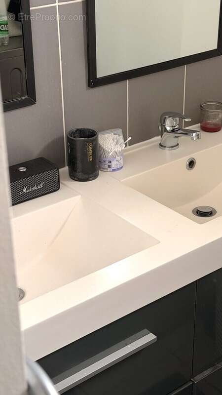 Appartement à TOURVILLE-LA-RIVIERE
