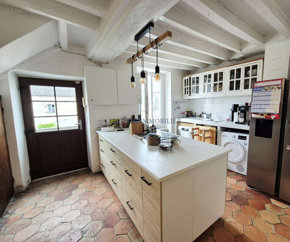 Maison à THOIRY