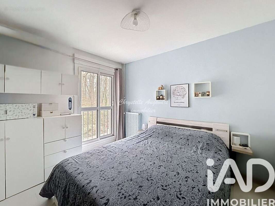 Photo 7 - Appartement à LES ULIS