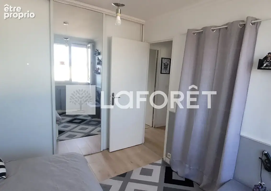 A vendre Appartement Thiais 4 pièce(s) 67.51 m2 - CALME ET LUMINEUX ! - photo 14