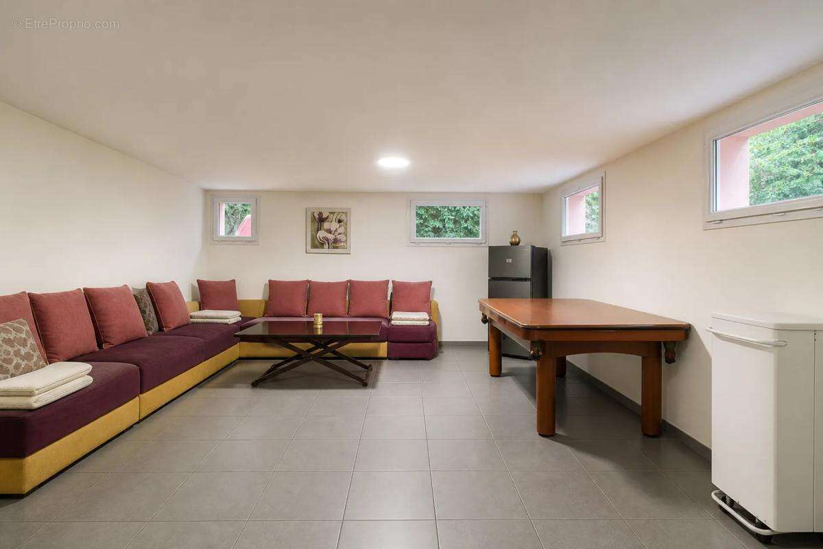 Maison 7 pièces de 197 m2 avec jardin en vente à Courtry - Idéal pour familles - photo 20
