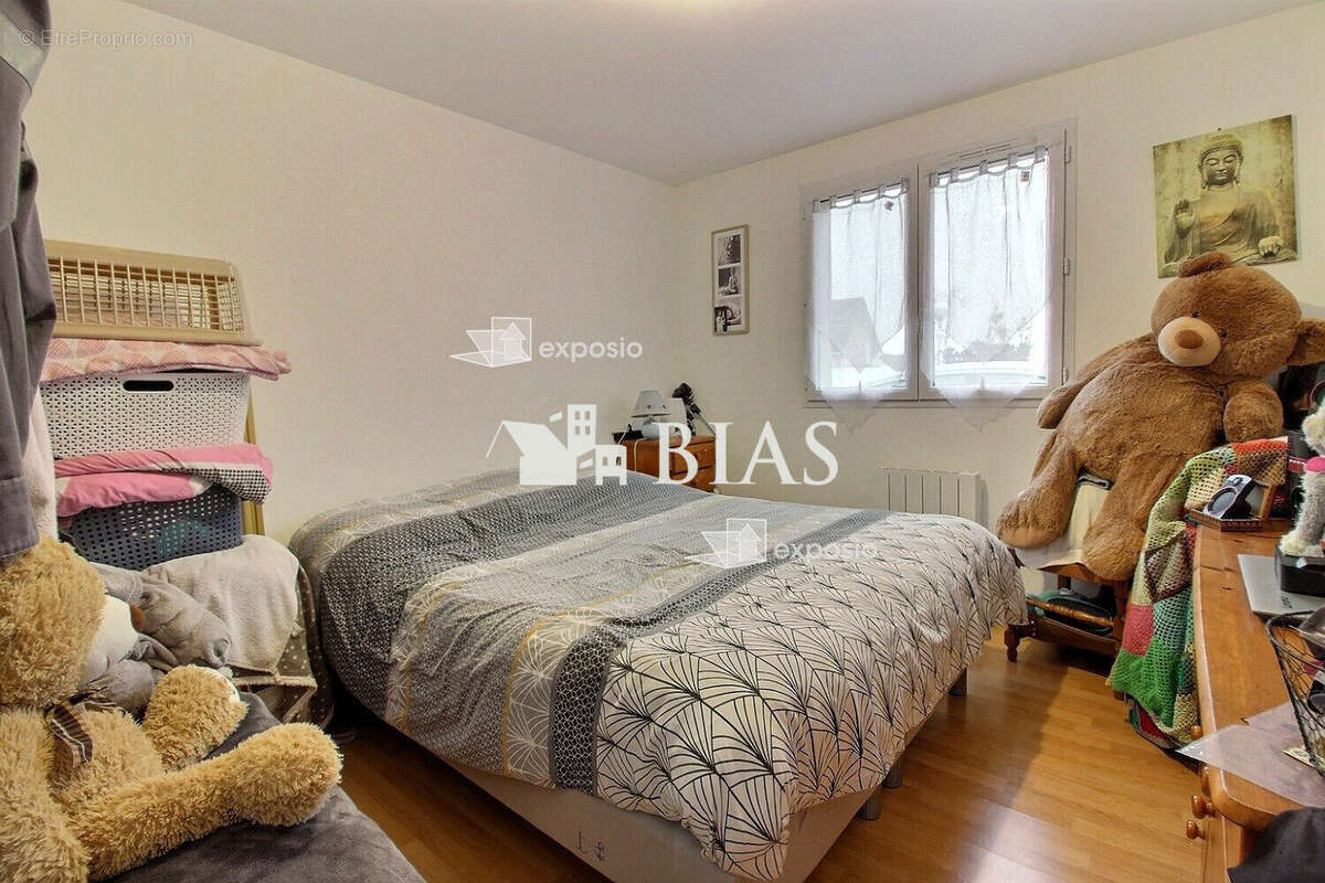 Maison à SAINT-PIERRE-DU-BOSGUERARD