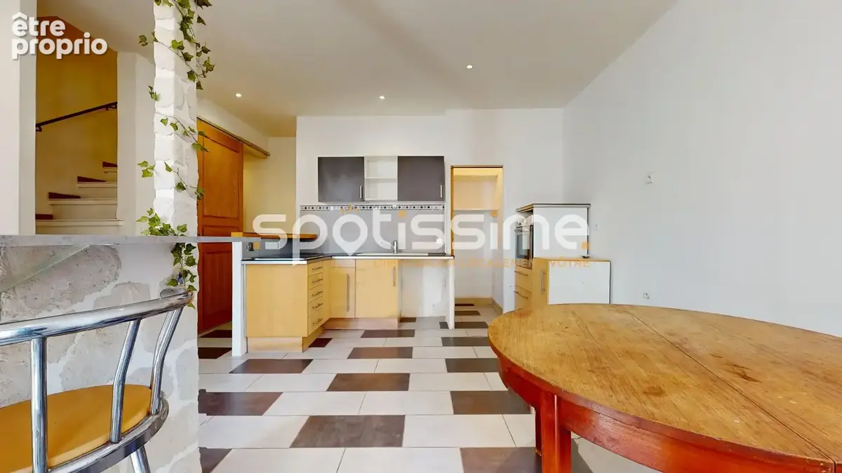 Pomérols  maison de village t3 90 m²  balcon  vue sur les toits et le clocher - photo 15