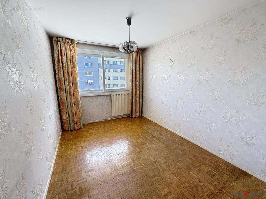 Appartement à ECHIROLLES