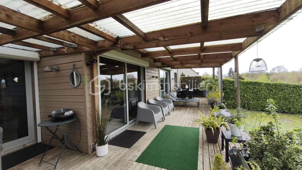 Maison à AUTRY-LE-CHATEL