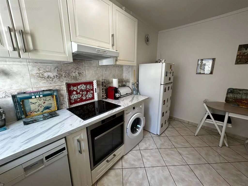 Appartement 78 m² à Paris-11e  - photo 6