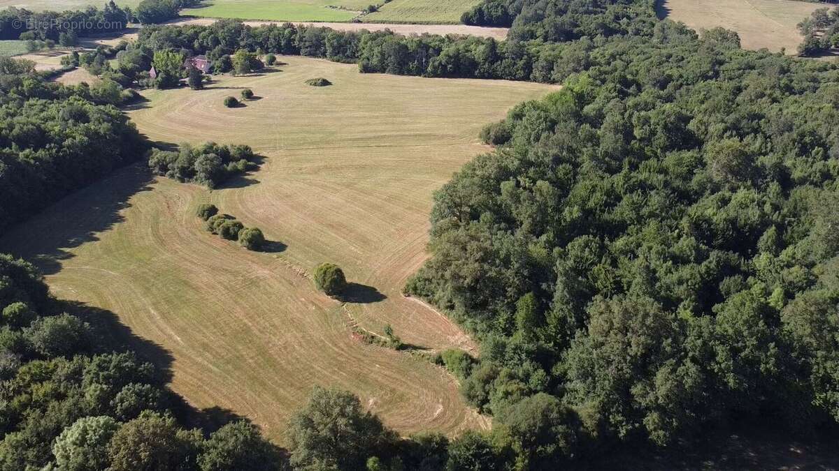 Drone terrain - Maison à EXCIDEUIL