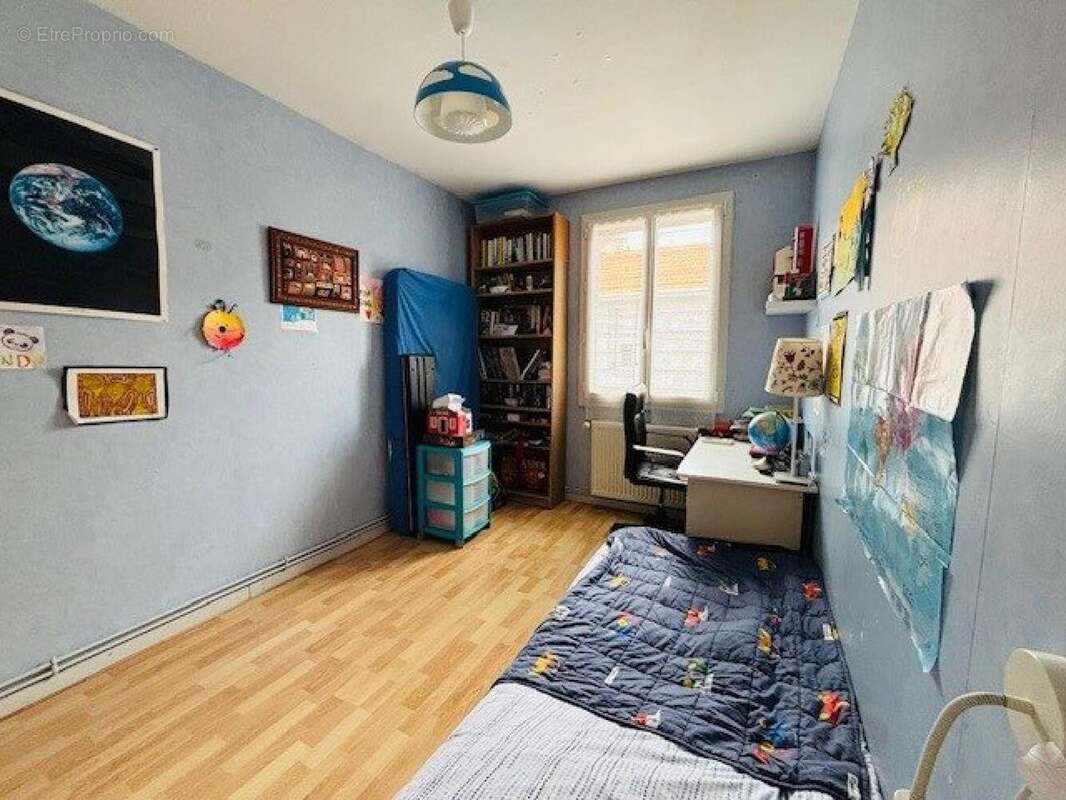 Photo 9 - Maison à BURES-SUR-YVETTE