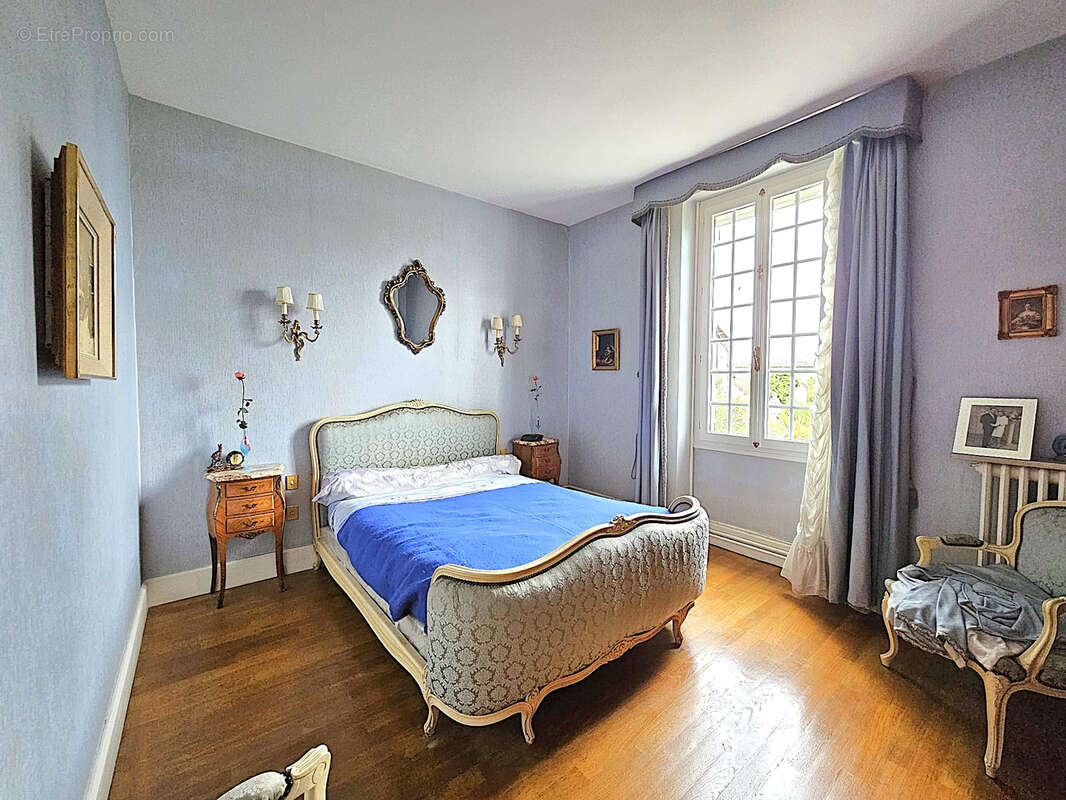 Maison à VILLENEUVE-SUR-LOT