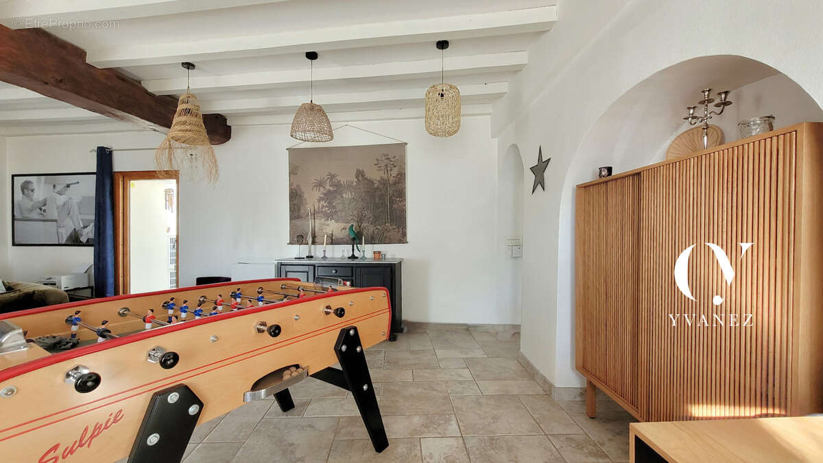 Maison de charme de 170 m2 avec 4 chambres aux portes de Châteaugiron - photo 4