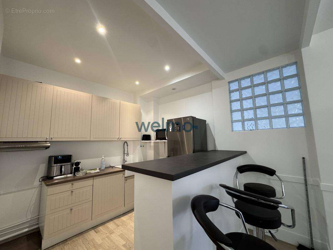 Appartement à NEUILLY-SUR-SEINE