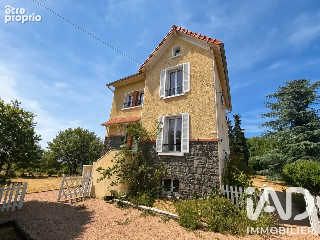 Photo 1 - Maison à MARSAT