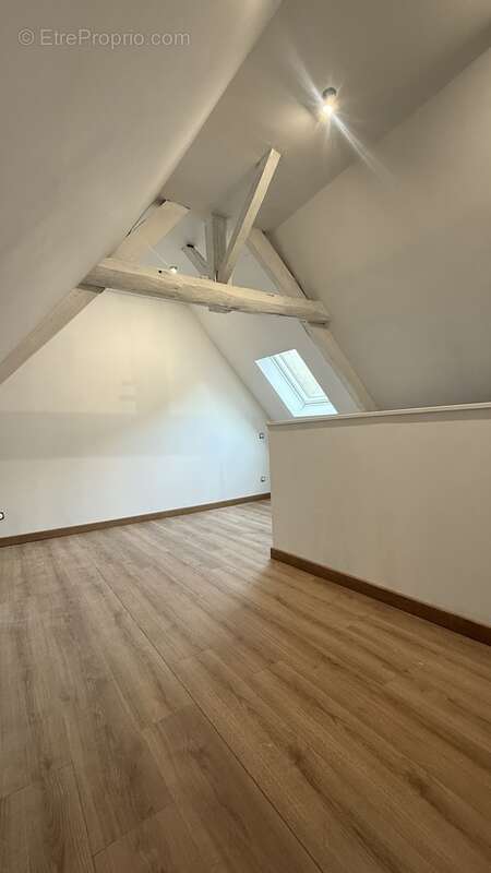 n°9 - Maison à SAINT-LEONARD