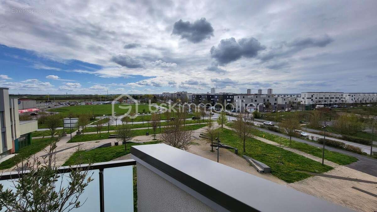 Appartement avec 2 terrasses quartier Cernay / Dauphinot - photo 2