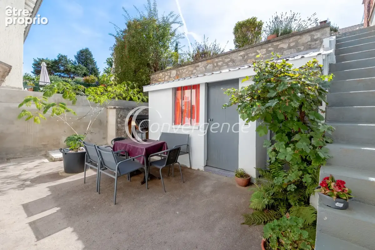 Maison de ville avec jardin, 2 chambres - 75 m2  - LIMOGES - photo 4