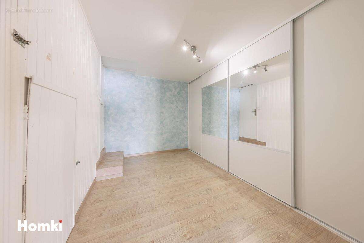 Maison à LA ROCHE-NOIRE