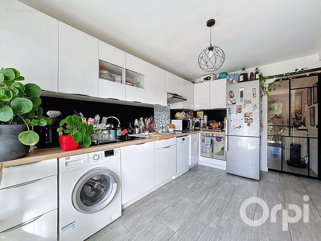 Appartement à VENCE