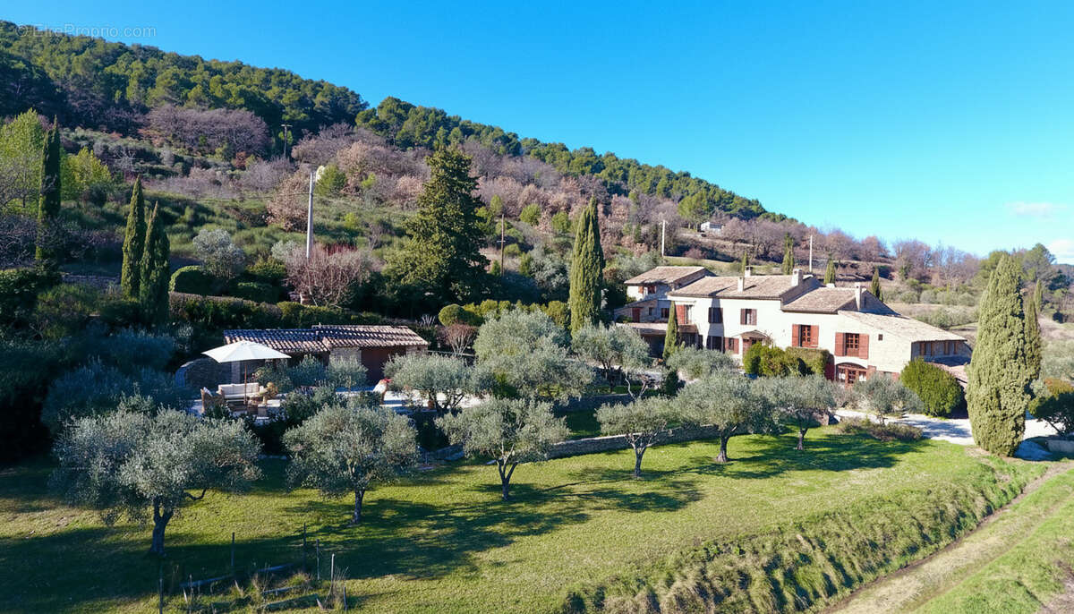 Maison à VAISON-LA-ROMAINE