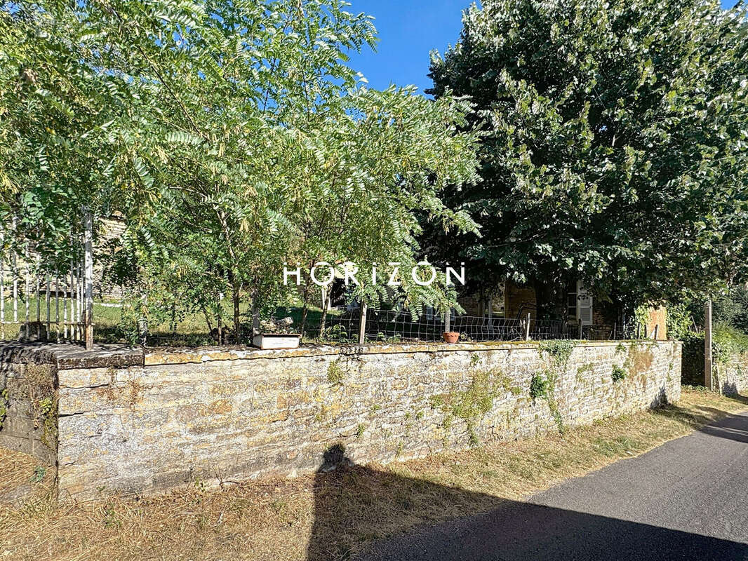 Maison à LA VINEUSE