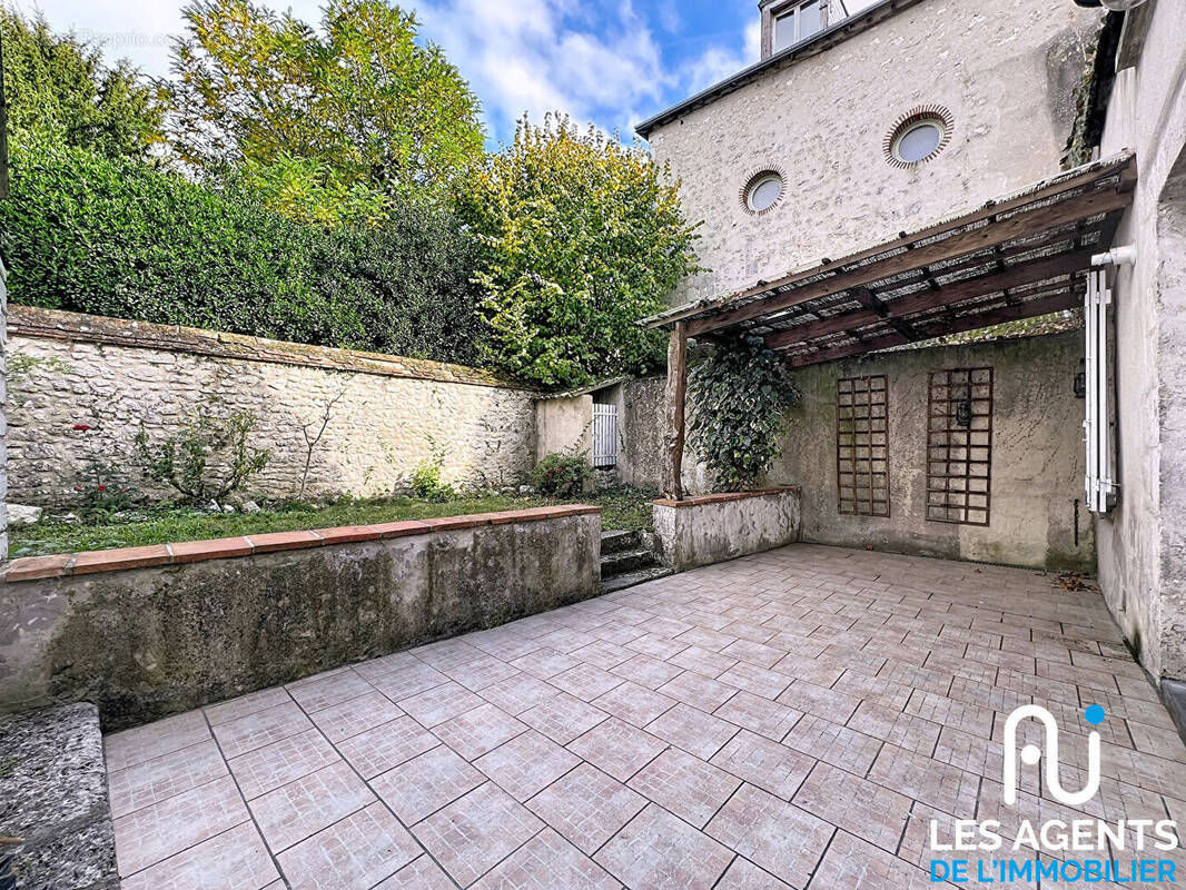 Maison à MEUNG-SUR-LOIRE