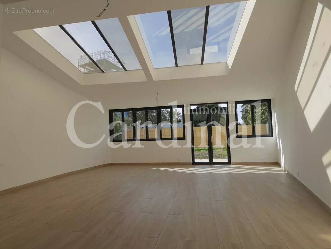 Maison à NOISY-LE-ROI