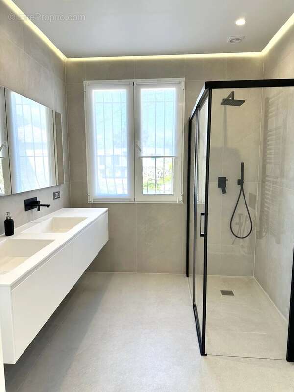 Appartement à VILLEFRANCHE-SUR-MER