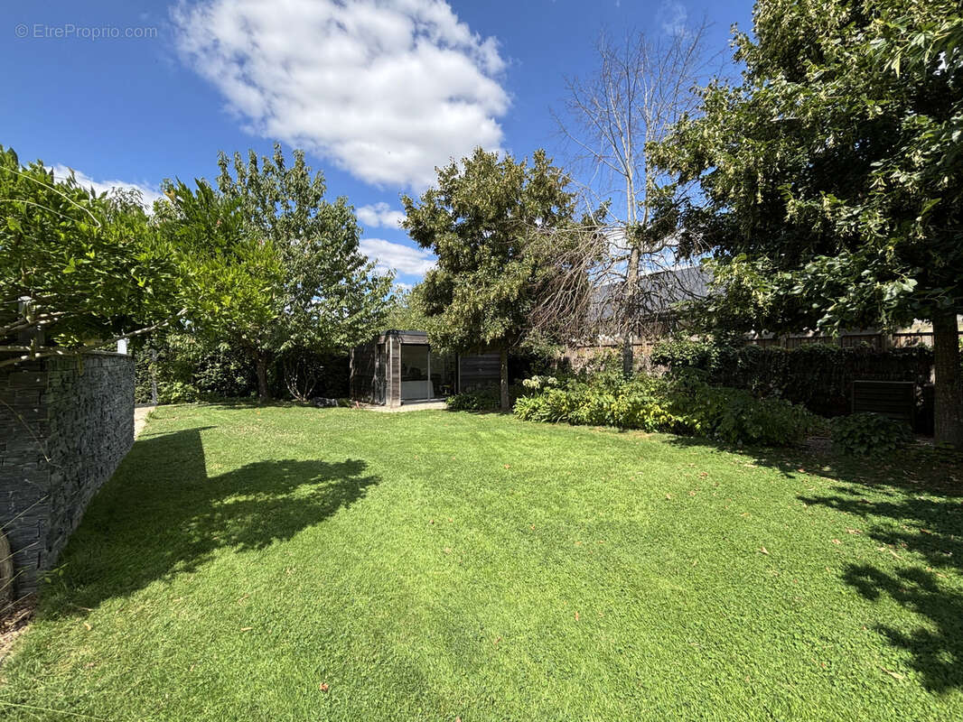 Maison à SAINT-CYR-SUR-LOIRE