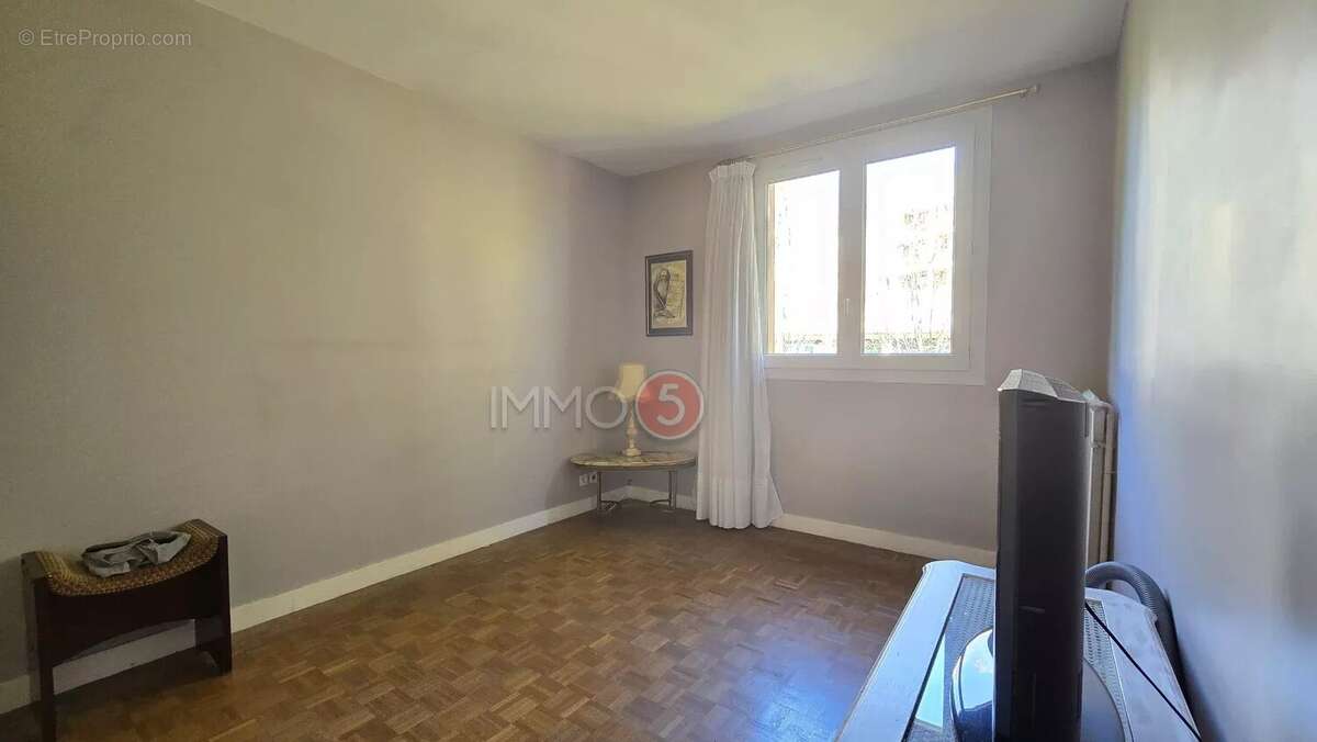 Appartement à LE RAINCY