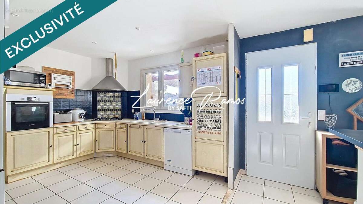 Maison 94 m² à Fontannes  - photo 4